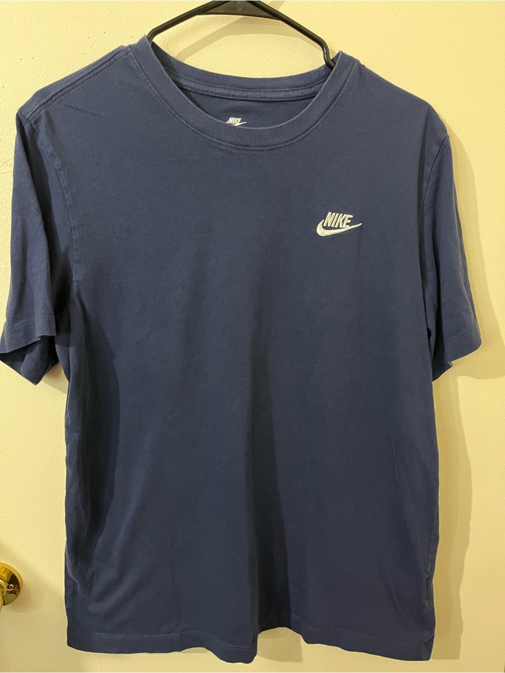 Nike Navy Short-Sleeve Crew Neck T-Shirt with White Logo